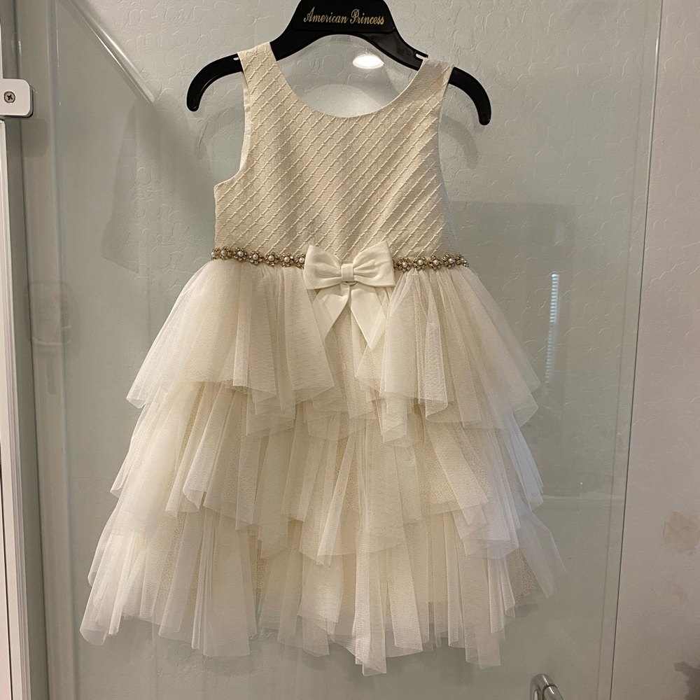 NWT Girls Dress Size 6